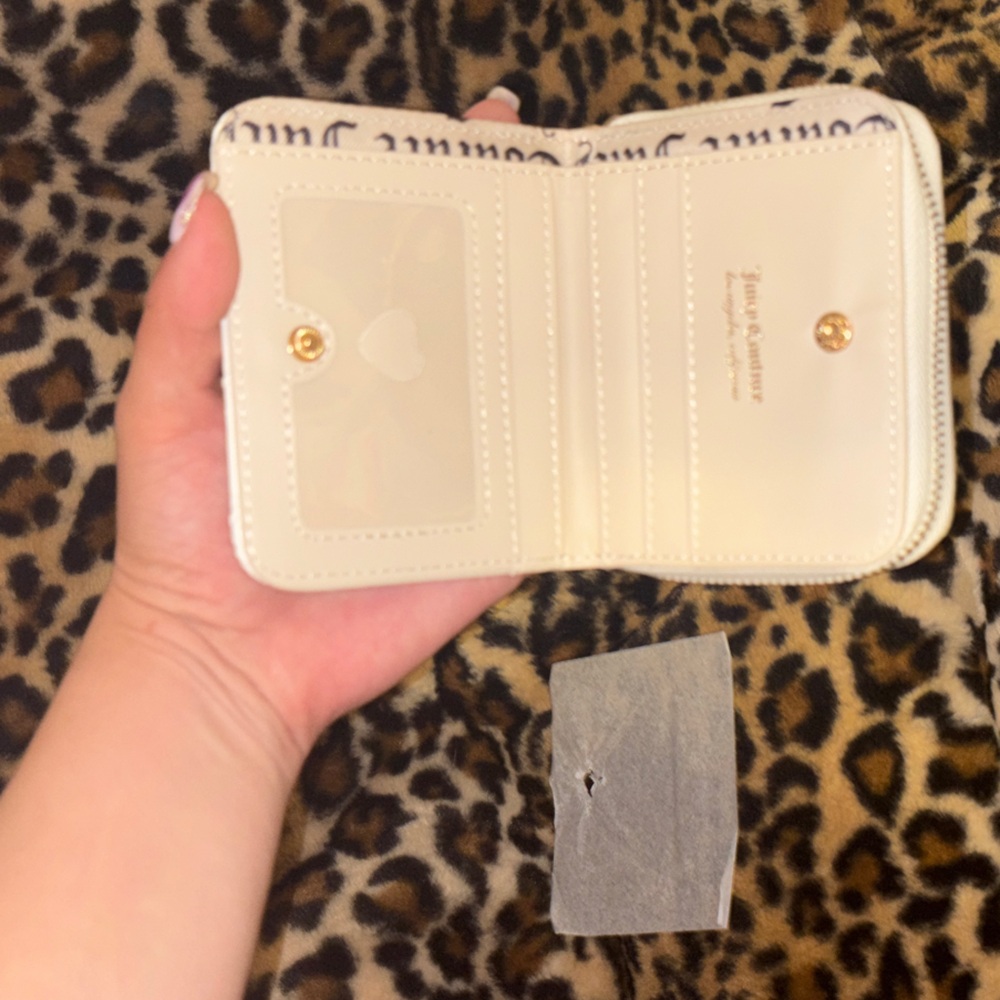 Juicy Couture Small Zip Wallet - Picture 7 of 9